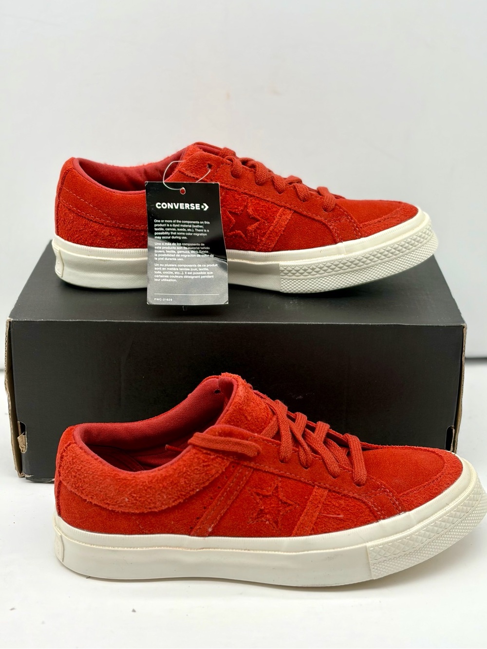 Converse Suede Low-Top Sneakers OS ACADEMY OX